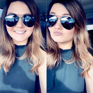 Meet your Posher, Holly